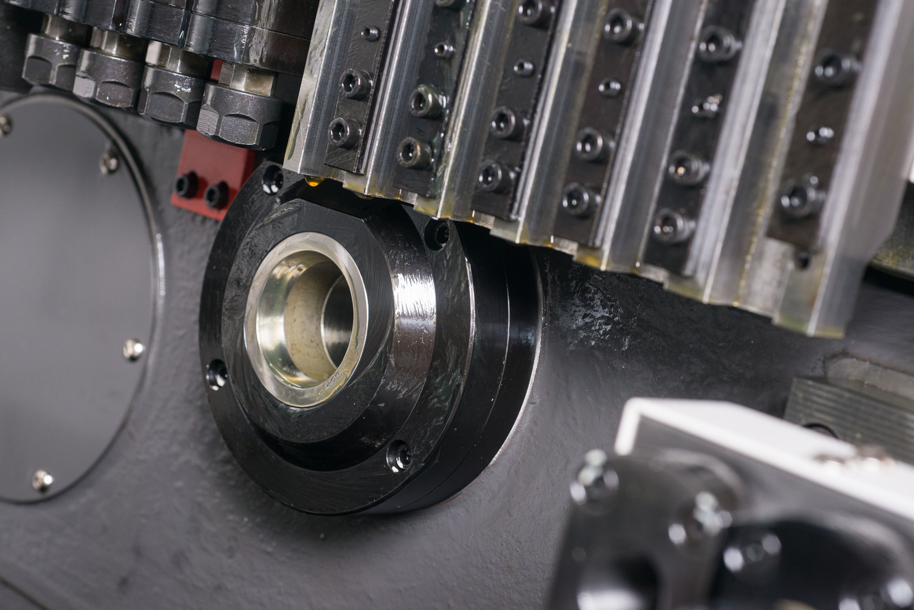 The Swiss Lathe A More Rigid Approach KSI Swiss